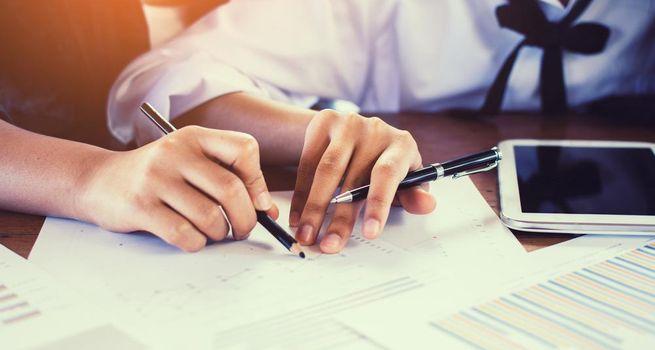 Is Jupiter Fund Management Facing a Major Outflow Crisis?