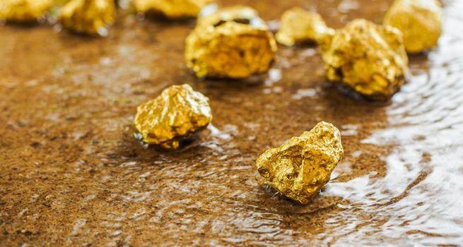 Gold Hits $5,000: Top 5 London-Listed Stocks to Monitor Now in 2026