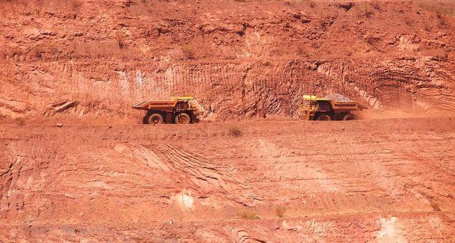 Why Is Rio Tinto (LON: RIO) Stock Down 5.61% Today in March 2026?