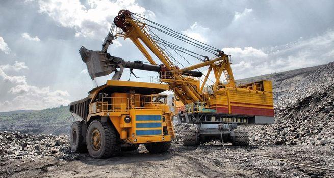 Is Hochschild Mining a Top Precious Metals Stock to Watch in 2026?