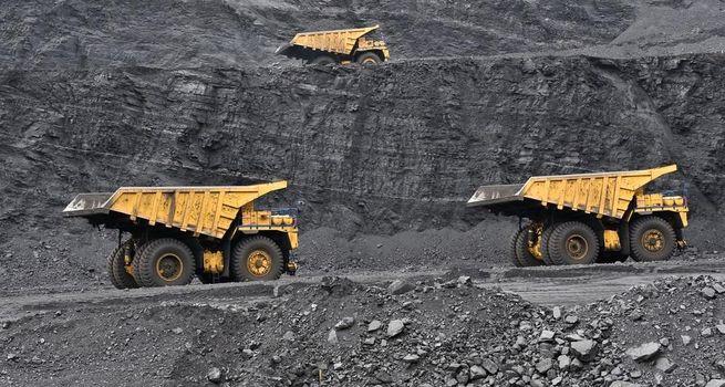 The 30-Day Sprint: Why These Two FTSE-100 Mining Stocks Just Gained 10%+ in One Month