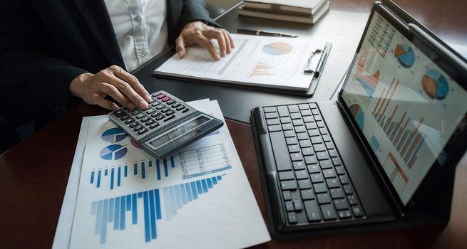 Is Auto Trader Group Stock a Hidden Opportunity or Warning Signal as FTSE Markets Stay Mixed April 2026?