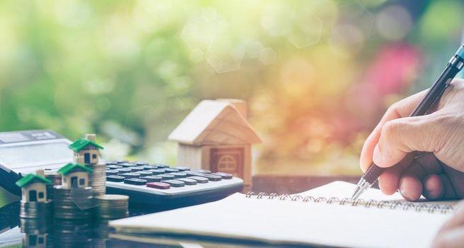 Why Is Brooks Macdonald Group PLC Falling Today?