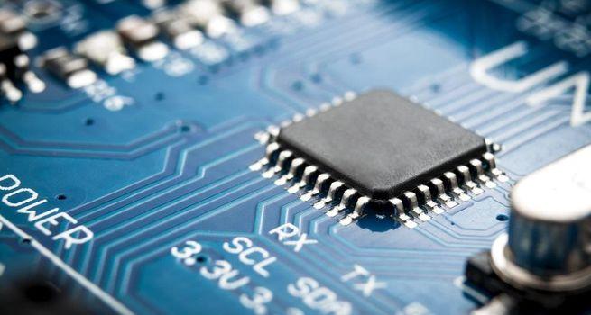 Is LSE:CML the Next UK Semiconductor Stock to Explode in 2026?