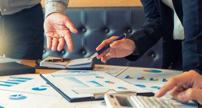 IQE (LSE:IQE): The Semiconductor Materials Stock With AI and 5G Potential