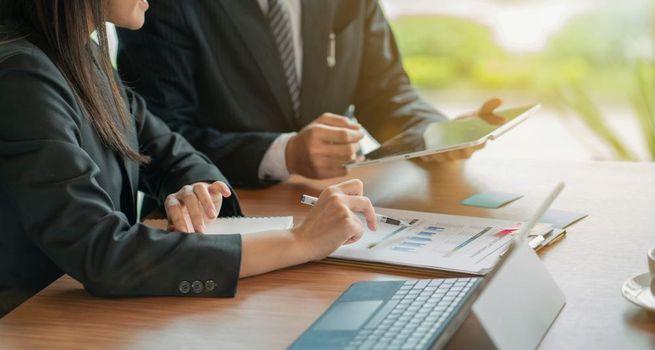 BLU Stock Drops: Is Blue Star Capital's Sell-Off Overdone?