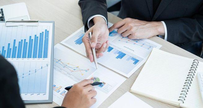 Is LSE:BEZ - Beazley a Long-Term Compounder or Short-Term Hold?