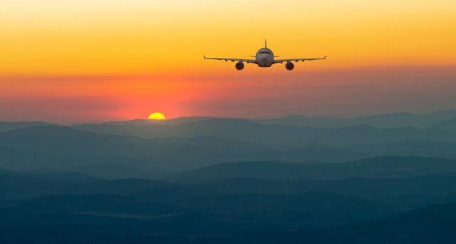 easyJet plc Stock Update: What’s Driving EZJ Shares?