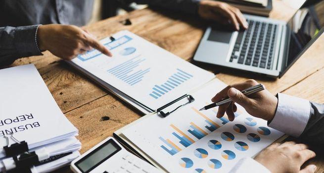 Is LSE:PTEC - PLAYTECH Positioned To Benefit From UK Technology Sector Momentum In 2026?