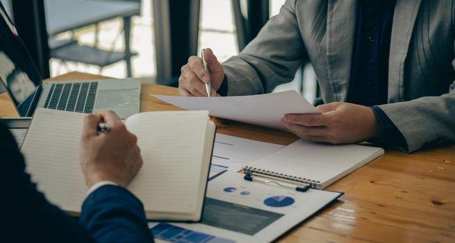 Are UK Dividend ETFs the Best Passive Income Strategy in May 2026?
