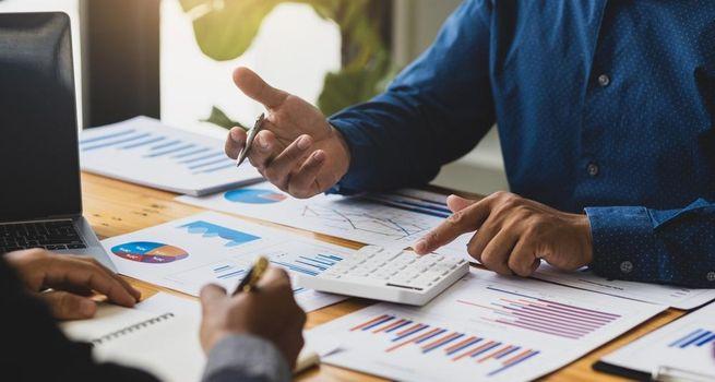 Why Are Artificial Intelligence Stocks Like SCW Surging Again?