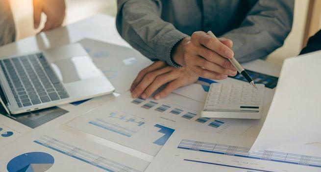 Why Are Investors Selling LSE:CMCX - CMC Markets Plc Shares Despite Strong Trading Market Activity?