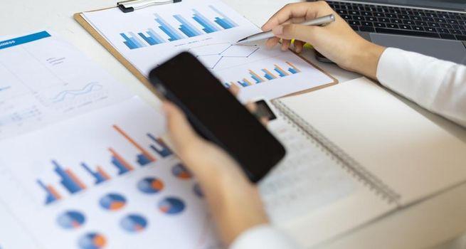 AEW UK REIT (LSE: AEWU): Property Income Stock Draws Attention With a High Yield