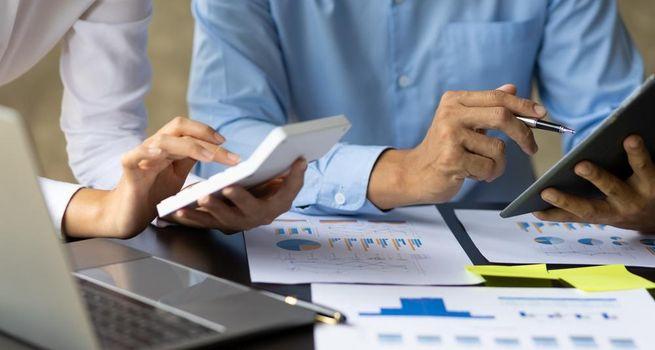 Can IG Group Sustain Double-Digit Customer Growth in 2026?