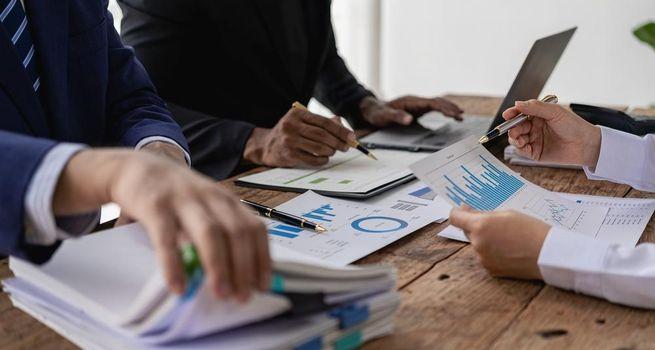 Can Serco Benefit From Rising Defence and Public Spending Trends?