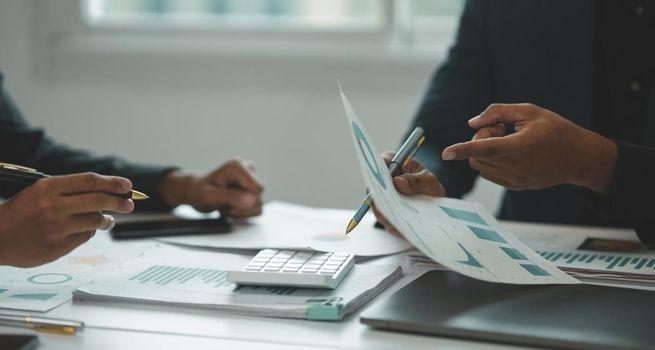 Lending to Britain Inc: How UK Investors Can Earn Income from Corporate Bonds