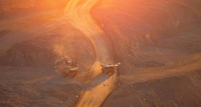 Rio Tinto (RIO) Shares in Focus as Commodity Trends Drive Sentiment