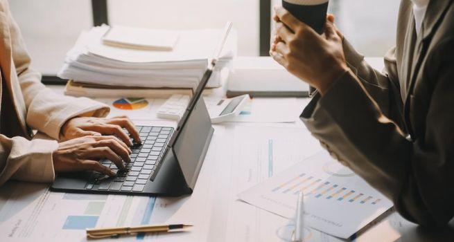 Is Trustpilot Benefiting From AI-Driven Growth?