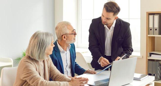 Why Are UK Dividend Aristocrats Popular Among Income Investors?