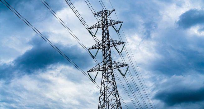 Is SSE Stock a Buy After the 0.40% Gain?