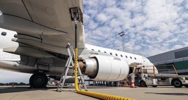 Why Are Investors Returning to Wizz Air Shares?