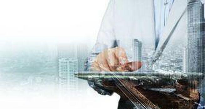 Barratt Developments (LSE: BDEV) Reports Robust Forward Sales in FY24
