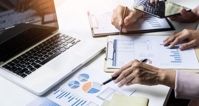 Can LSE:ADM - ADMIRAL Continue Rising After Strong Dividend Outlook And Insurance Market Momentum?