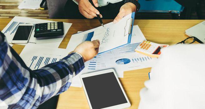 What Is Driving The Decline In RELX Shares?