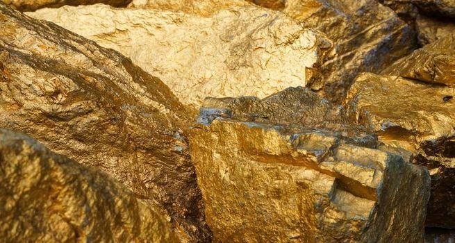Why is Galantas Gold Corporation stock up 10.5% today on 27 March 2026?