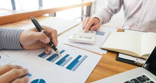 Is Genflow Biosciences PLC a High-Risk, High-Reward Biotechnology Investment?