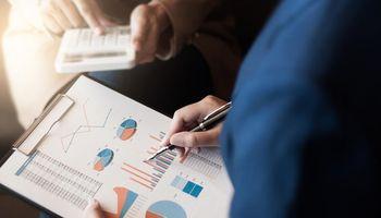 Is Foxtons Emerging As A Major Housing Recovery Stock For 2026?