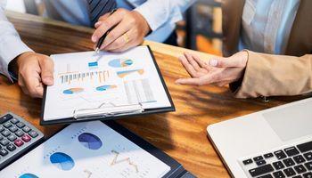 UK Equity Income Funds vs FTSE All-Share: Where Could Dividend Investors Look Next?