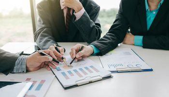 Why Could Smarter Web Company PLC Attract Growth-Oriented Investors?