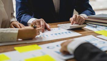 Is Dialight PLC Well Positioned for Long-Term Industrial Growth?