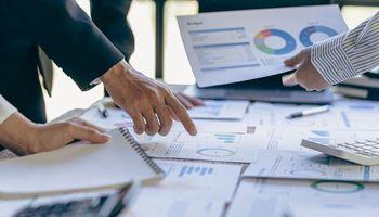 UK Earnings Season Winners and Losers: Why Trading Updates Are Becoming the Biggest Share Price Catalyst Across FTSE 100, FTSE 250 and AIM Stocks