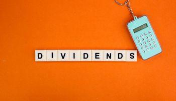 CML Microsystems Stock Analysis: Income Potential Meets Technology Growth