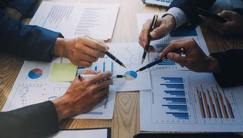 UK Personal Finance 2026: The Biggest Money Risks, ISA Changes, Inflation Threats and Investment Opportunities Every Briton Must Watch