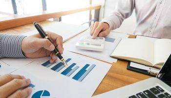 Is Genflow Biosciences PLC a High-Risk, High-Reward Biotechnology Investment?