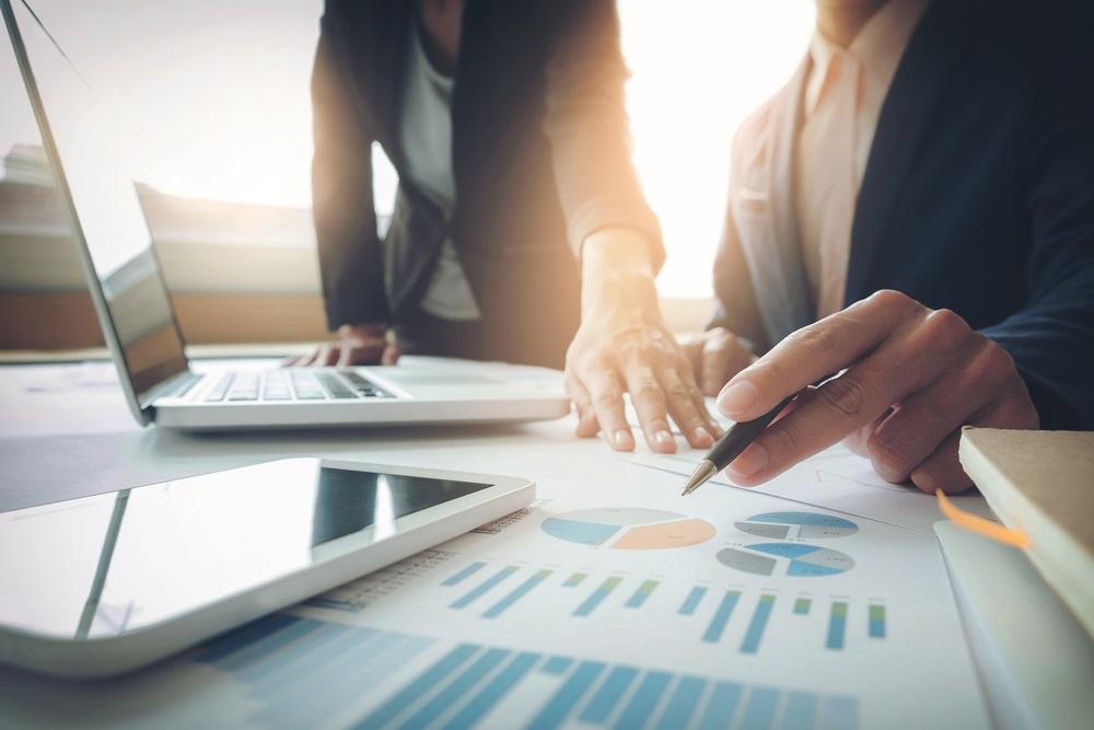 UK Employment Trends Explained: Which FTSE Stocks Could Benefit Most?