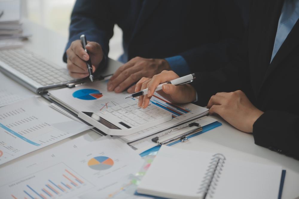 How Do Interest Rates Impact Close Brothers Shares and Profitability?